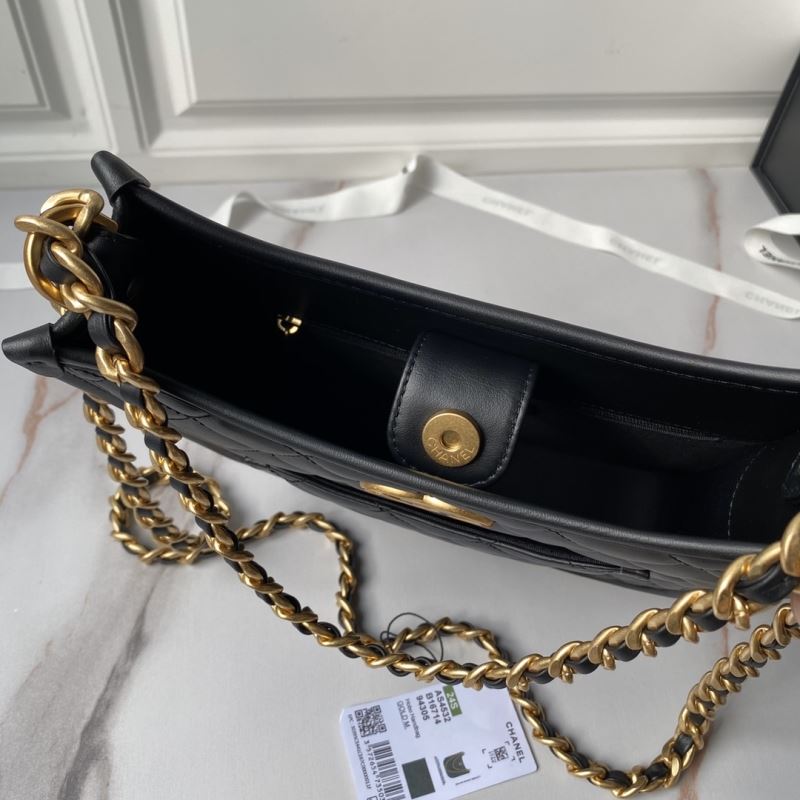 Ch**el hobo bags